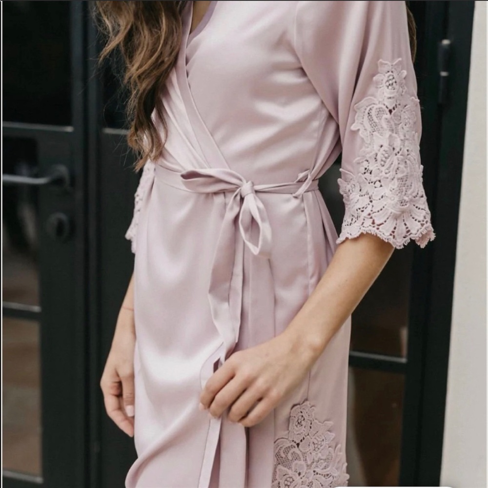 NEW LeRose robe